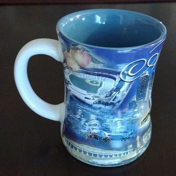 APS Set of 2 Atlanta and Georgia Collector Souvenir Ceramic Mugs - Picture 12 of 16